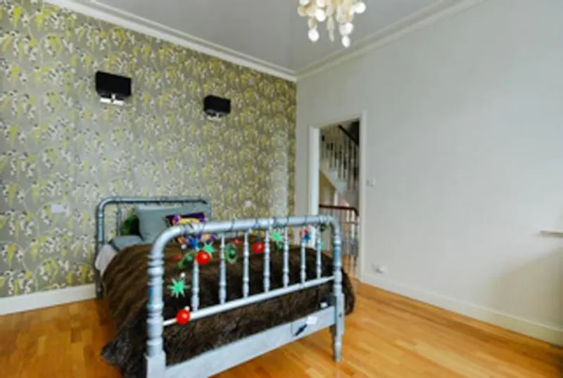 Brondesbury family home, B1583 (photo 9)