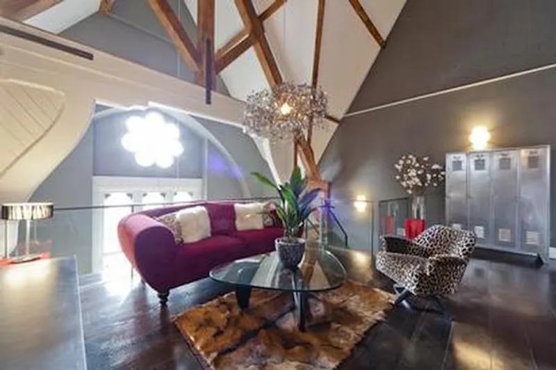 Mezzanine at Funky St Pancras apartment, F1019 (photo 13)