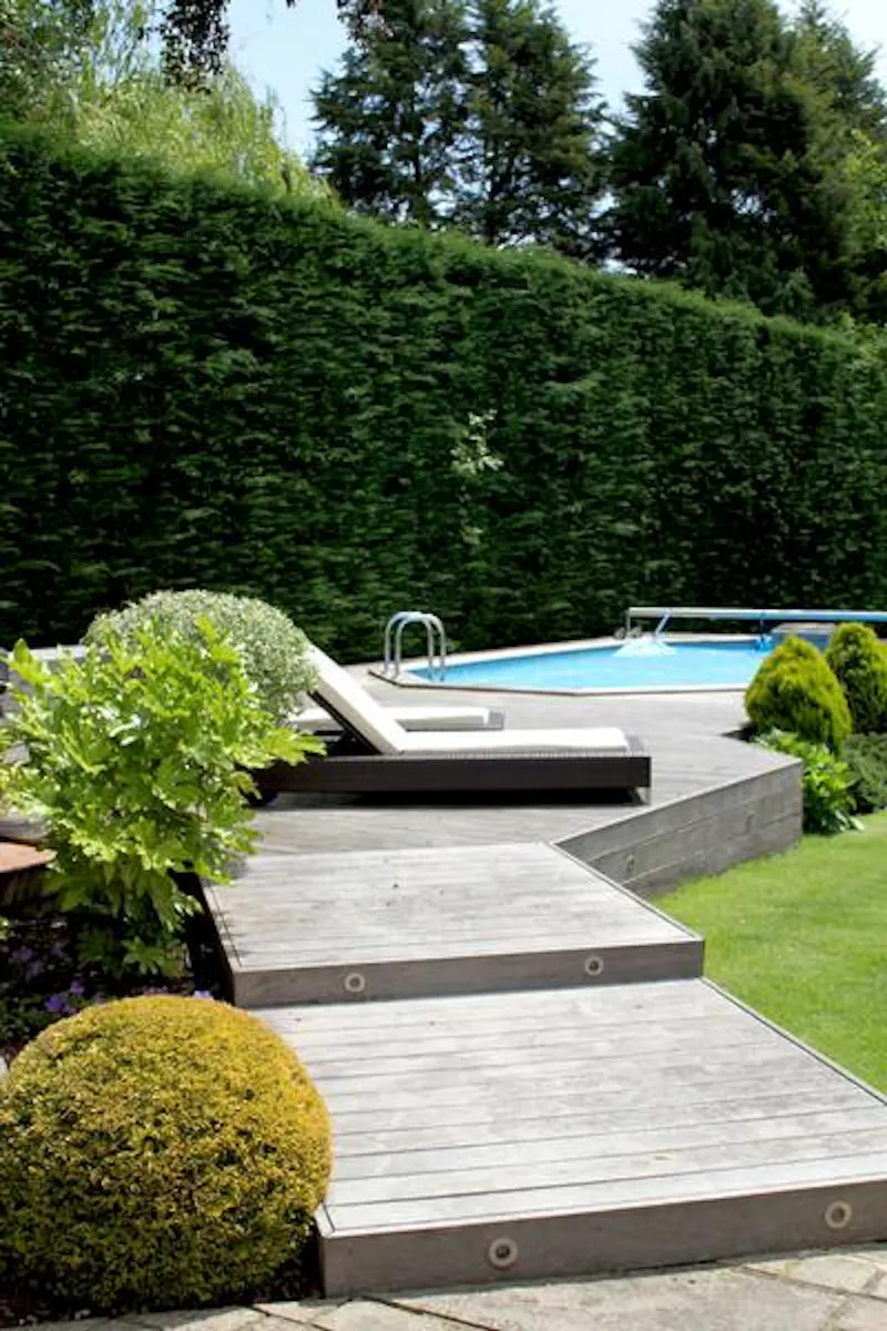 Swimming pool - outdoor at Stoke Poges modern mansion, D2100 (photo 22)
