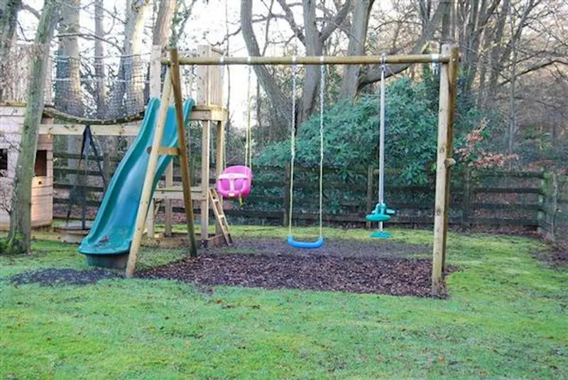 Film location D2102 in Buckinghamshire (photo 43)