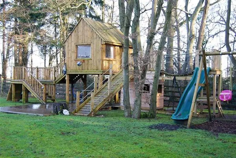 Film location D2102 in Buckinghamshire (photo 44)