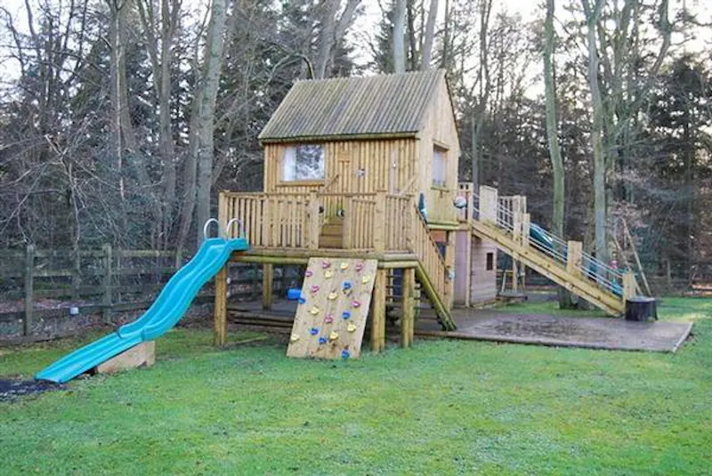 Film location D2102 in Buckinghamshire (photo 46)