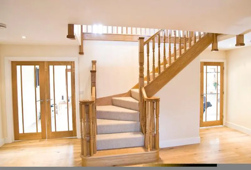 Staircase at Film location D2103 in West Sussex (photo 10)