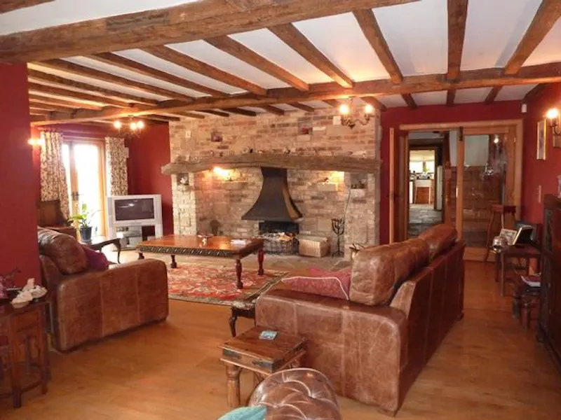 Beams at Film location L636 in East Sussex (photo 5)