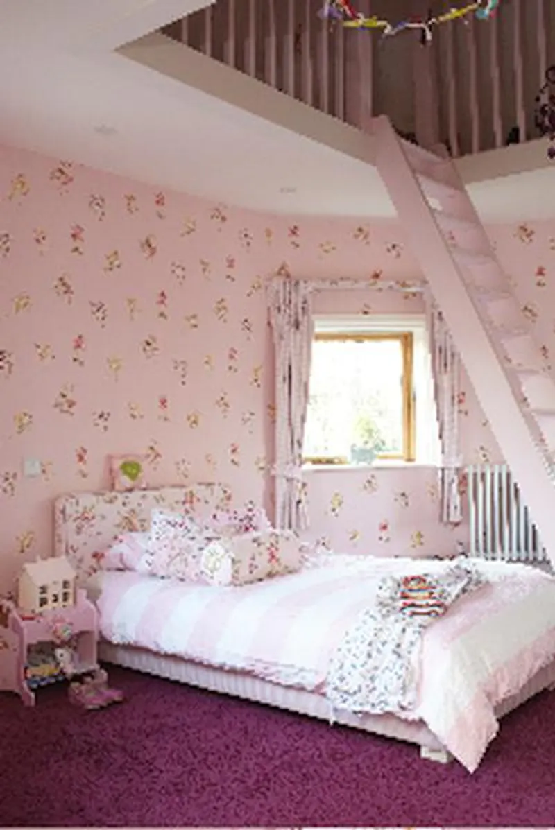 Converted Cranbrook oast house, Q62 (photo 17)
