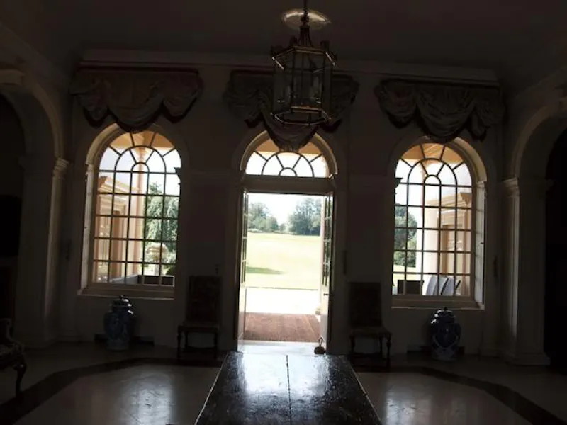 Chateau style house near Luton, A1296 (photo 8)