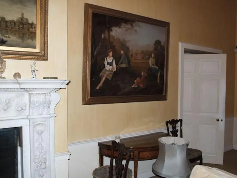 Chateau style house near Luton, A1296 (photo 14)