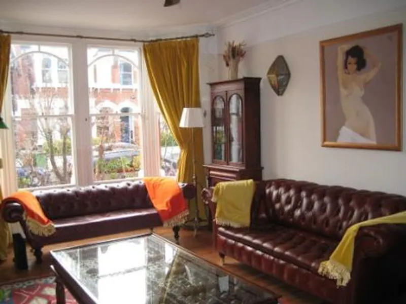 Traditional North Dulwich house, E371 (photo 7)