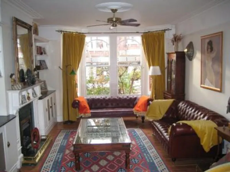 Traditional North Dulwich house, E371 (photo 13)