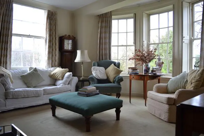 Living Room at White stucco Greenwich house, A1302 (photo 14)