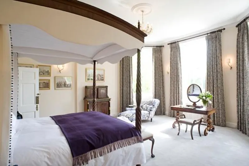 Private country house in Whitchurch, A1299 (photo 10)