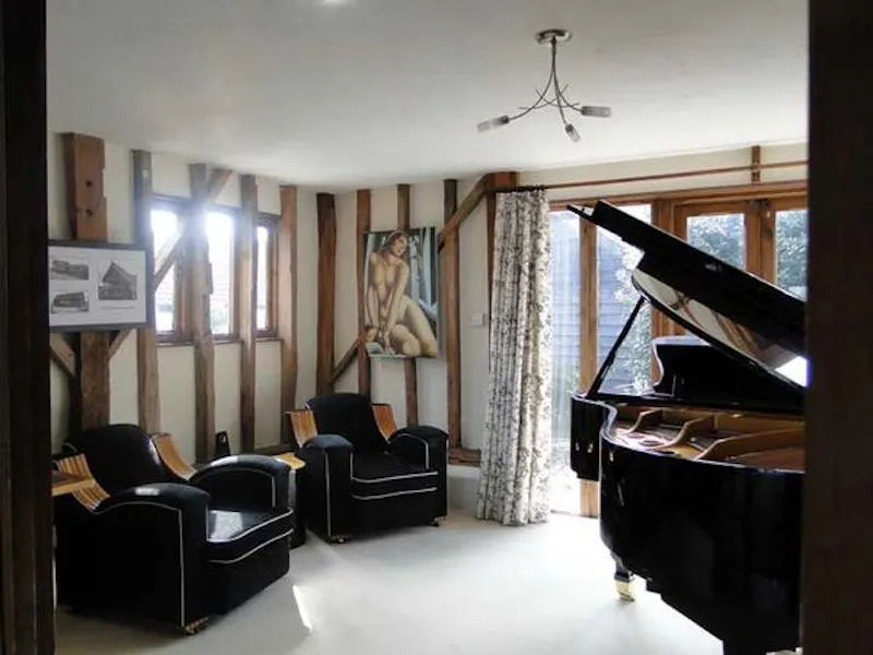 Piano at Film location L638 in Suffolk (photo 11)