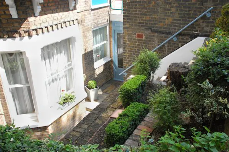 Hampstead garden flat, F1023 (photo 16)
