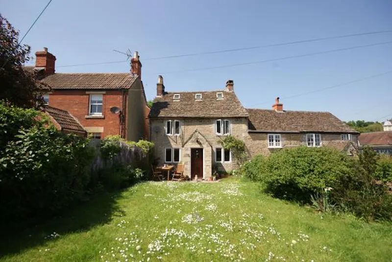 Film location C828 in Wiltshire (photo 1)