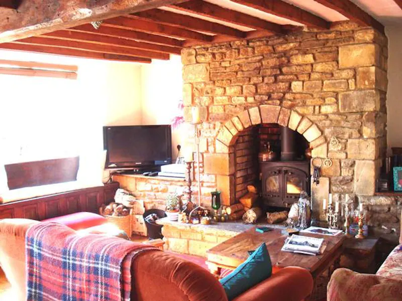 Exposed brick at Film location C828 in Wiltshire (photo 3)