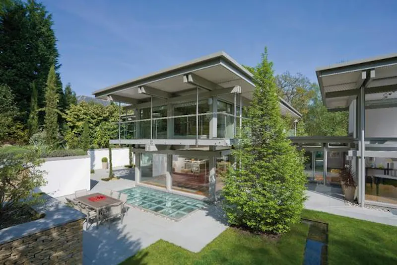 Terrace/Patio at Striking modern Weybridge house, K363 (photo 13)