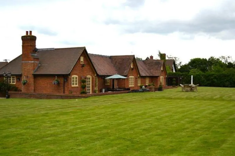 Film location D2114 in Hertfordshire (photo 2)