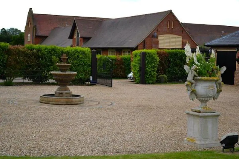 Film location D2114 in Hertfordshire (photo 5)