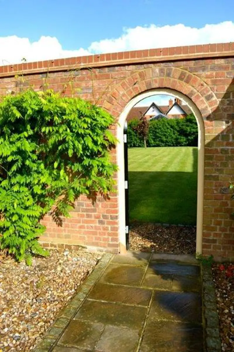 Film location D2114 in Hertfordshire (photo 21)