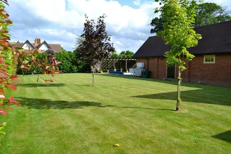 Film location D2114 in Hertfordshire (photo 34)