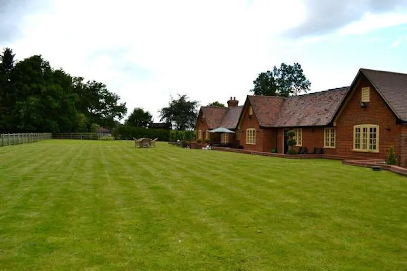 Film location D2114 in Hertfordshire (photo 37)