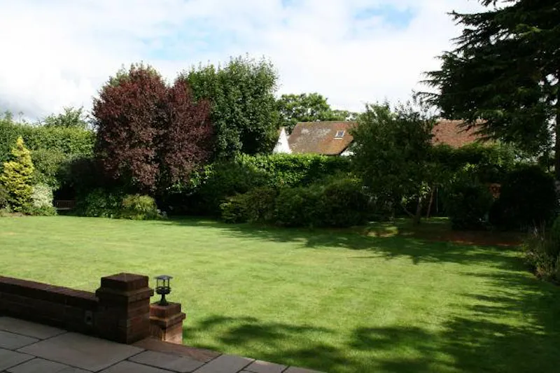 Film location D2115 in Buckinghamshire (photo 31)