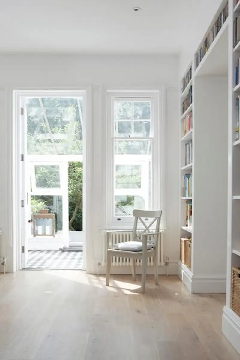 Expansive Streatham home, E377 (photo 6)