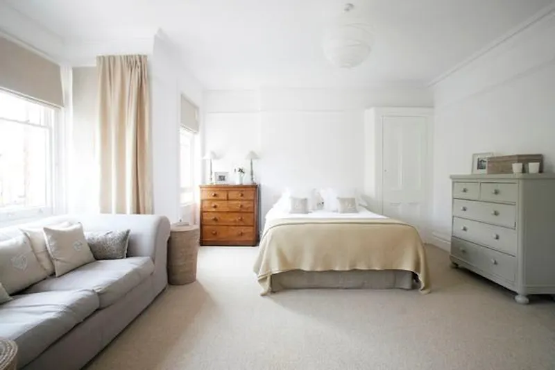 Bedroom at Expansive Streatham home, E377 (photo 10)