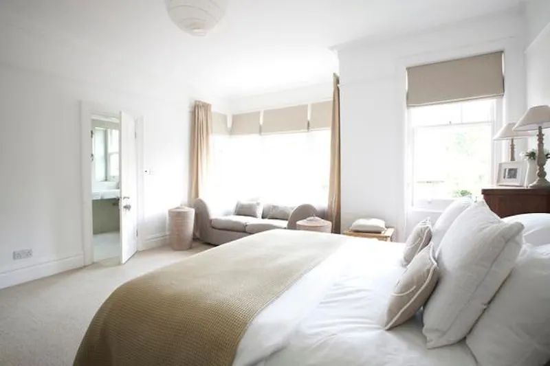 Expansive Streatham home, E377 (photo 11)