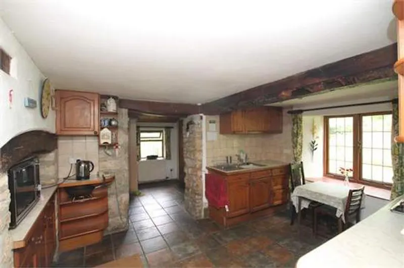 Kitchen at Film location C831 in Dorset (photo 5)