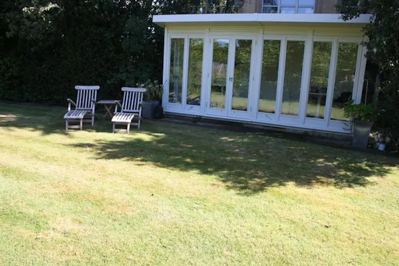 East Sheen family home, D2124 (photo 15)