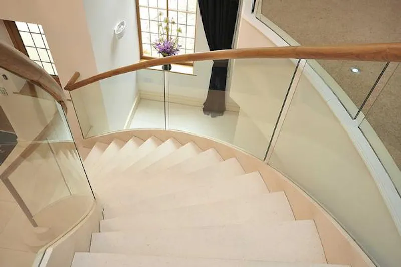 Immaculate Knutsford new-build, D2125 (photo 21)