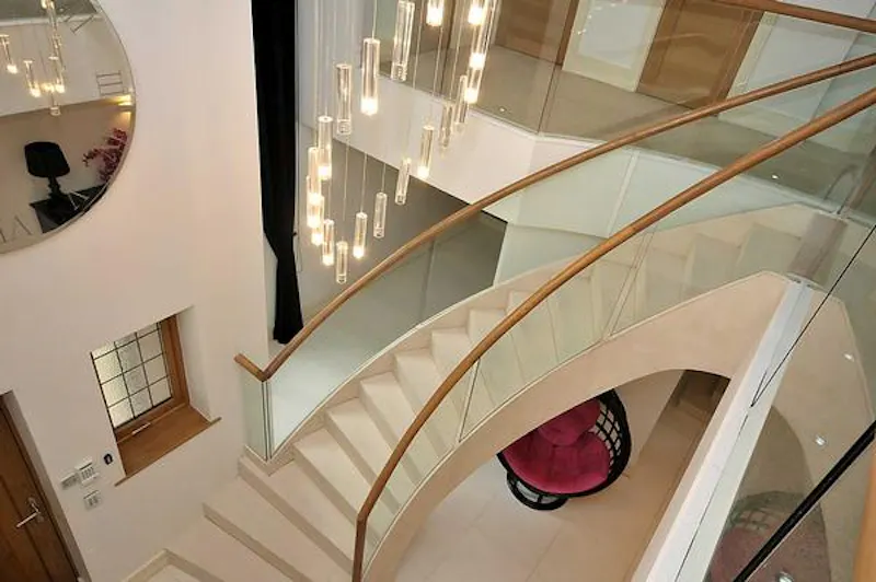Immaculate Knutsford new-build, D2125 (photo 22)