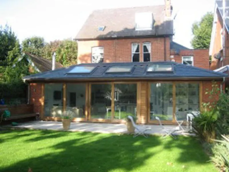 Film location D2126 in Surrey (photo 2)
