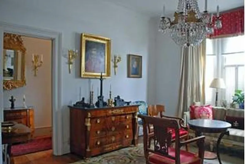 Opulent Wandsworth house, D2131 (photo 9)