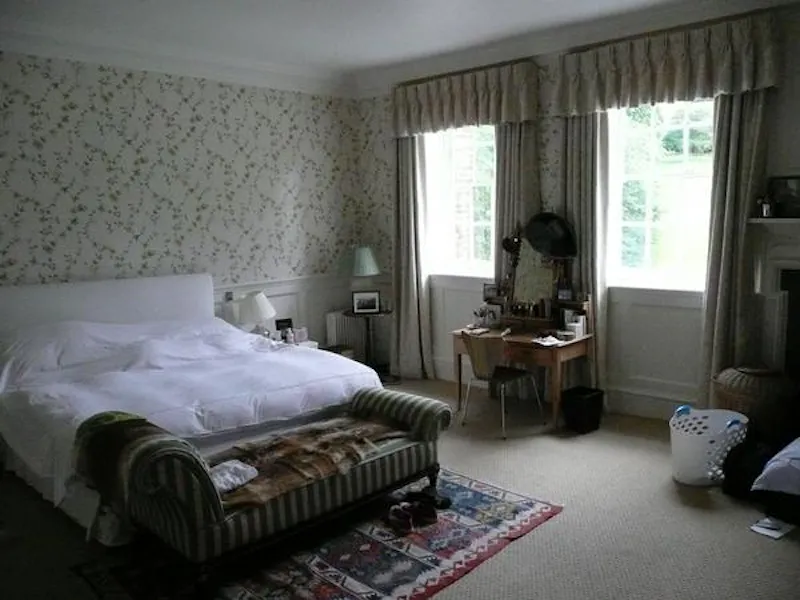 Wallpaper at Magical Combe Valley Manor, L641 (photo 22)