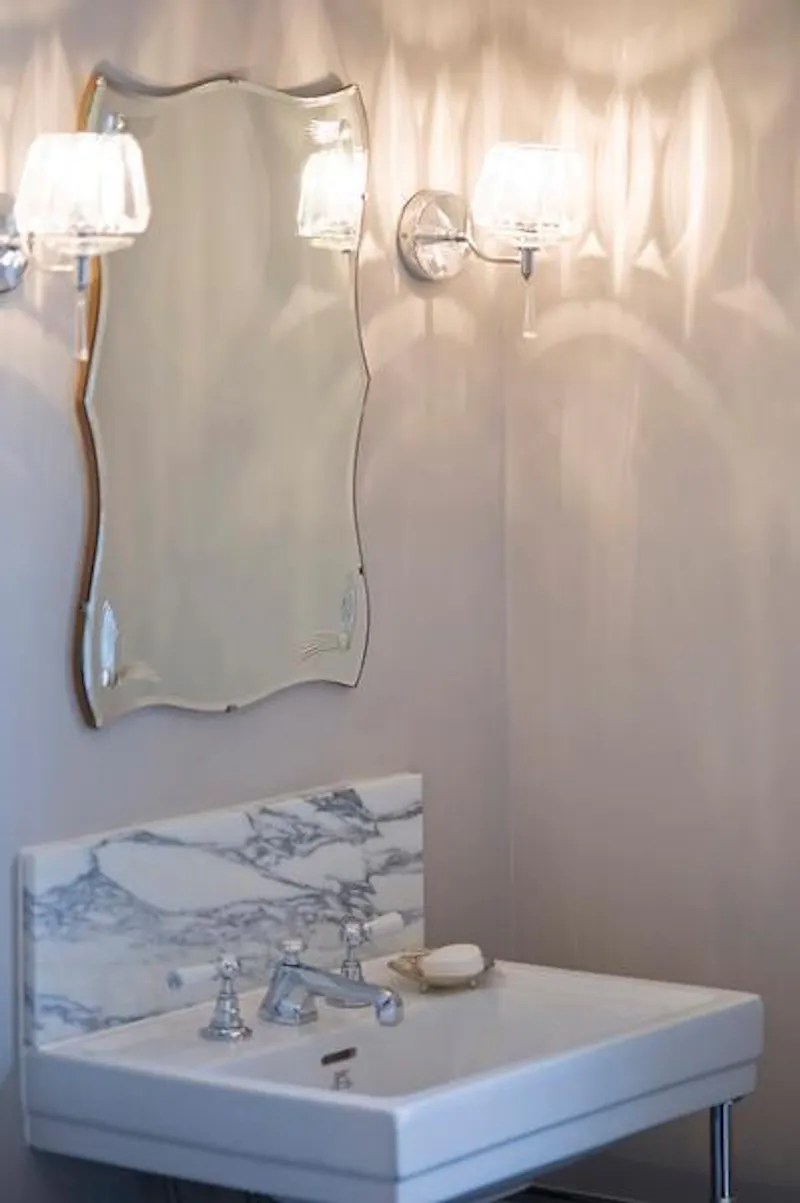 French-feel Islington house, B1601 (photo 17)