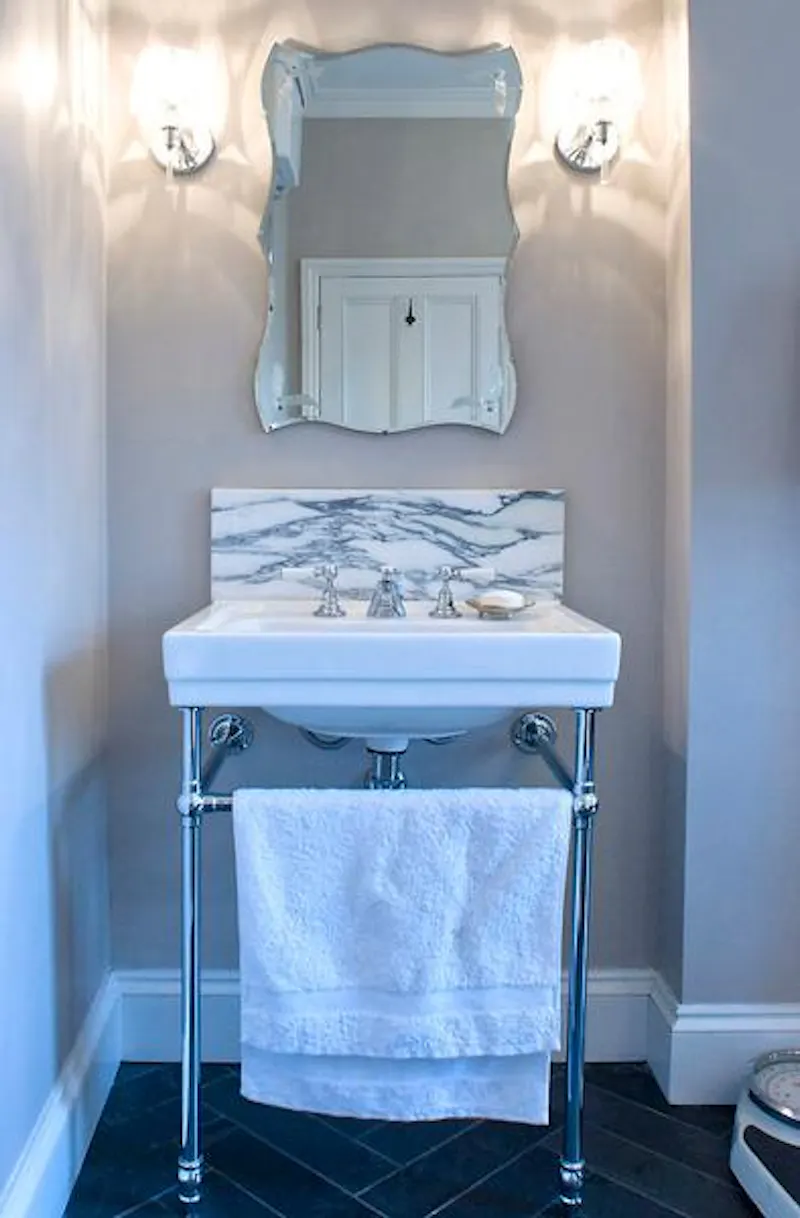 French-feel Islington house, B1601 (photo 16)