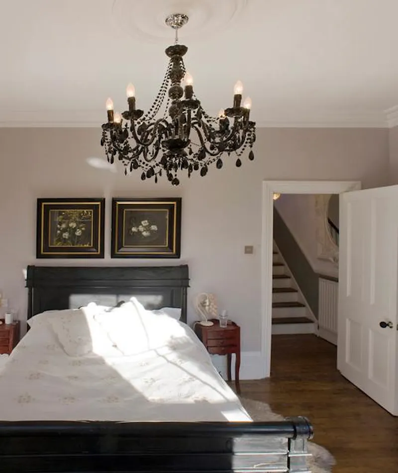 French-feel Islington house, B1601 (photo 18)