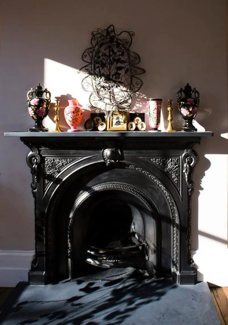 French-feel Islington house, B1601 (photo 25)