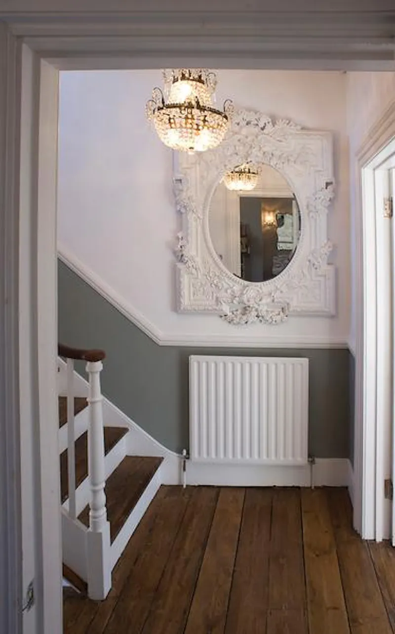 French-feel Islington house, B1601 (photo 34)