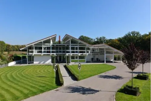 Ultra modern Plaistow house, K366