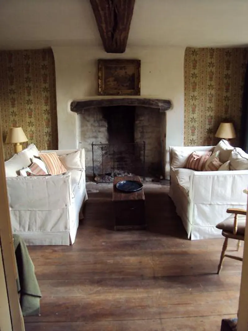 Beams at Authentic Ipsden country house, H168 (photo 6)