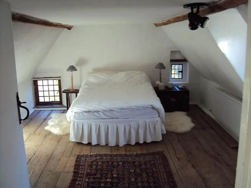 Bedroom at Authentic Ipsden country house, H168 (photo 27)
