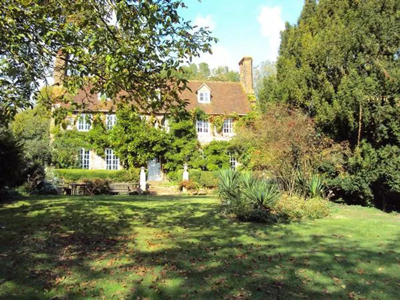Garden at Authentic Ipsden country house, H168 (photo 41)
