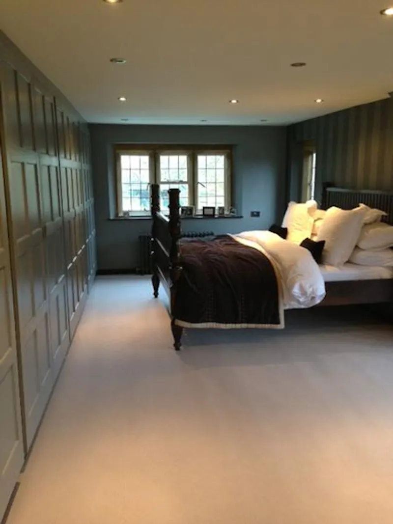 Bedroom at Country house in Oxfordshire, H169 (photo 8)