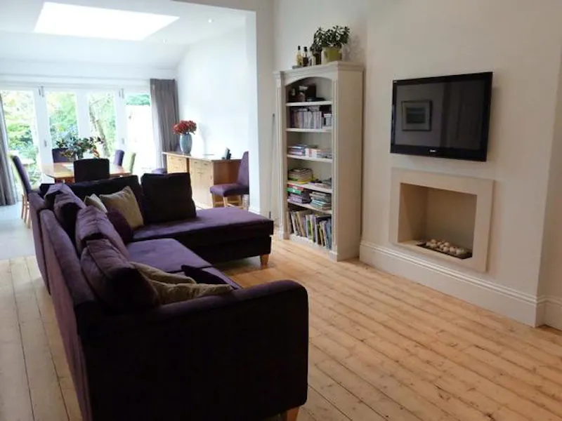 Living Room at Ealing family house, E380 (photo 11)