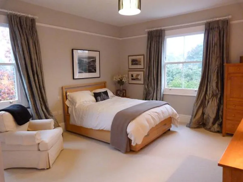 Bedroom at Ealing family house, E380 (photo 17)