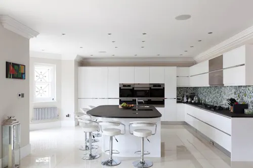 Luxurious Sydenham mansion , B1605