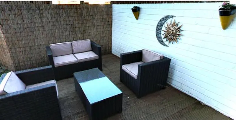 Terrace/Patio at Glam Orpington hairdresser's , Q65 (photo 3)